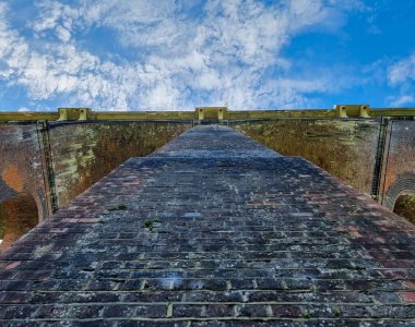 Gökyüzüne doğru bakın. Ouse Vadisi Viyadük, Sussex