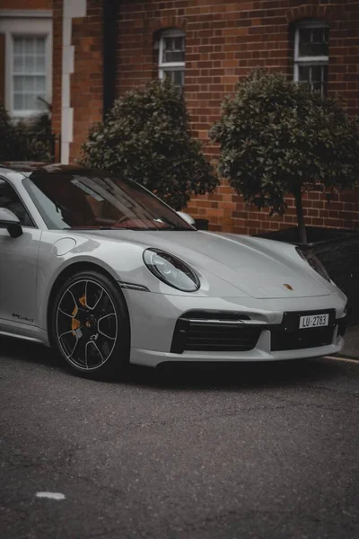 Gri Porsche 911 Mayfair Civarında Londra Görüldü Yağmurlu Bir Günden — Stok fotoğraf