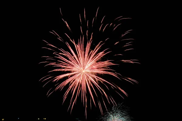 Beautiful View Glowing Firework Dark Clear Sky — Stock Photo, Image
