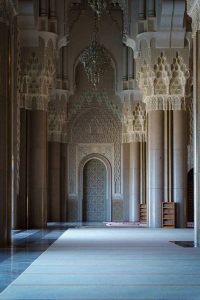 Вертикальный Снимок Мечети Хассана Касабланке Марокко — стоковое фото