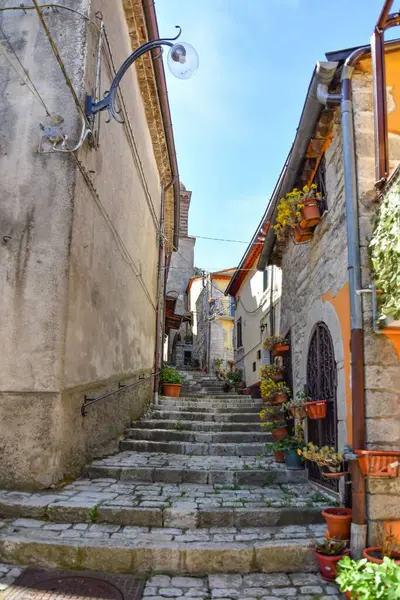 Een Smalle Straat Het Oude Dorp Morcone Provincie Benevento Italië — Stockfoto