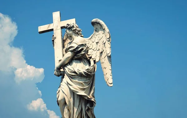 Shot Angel Sculpture Holding Cross — Stock Photo, Image
