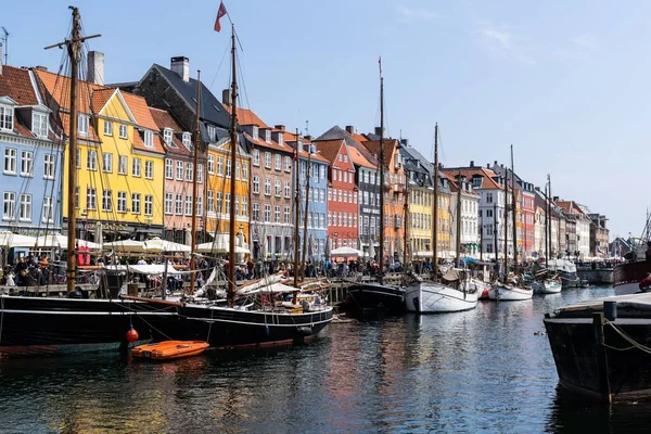 Nyhavn Kopenhag Danimarka Manzarası Renkli Binalar Yatlar — Stok fotoğraf