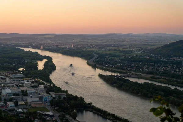 Flygfoto Över Donau Vid Solnedgången — Stockfoto