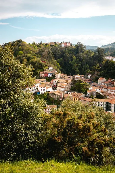 Una Hermosa Vista Pueblo Con Casitas Amanecer Cudillero Asturias España — Foto de Stock