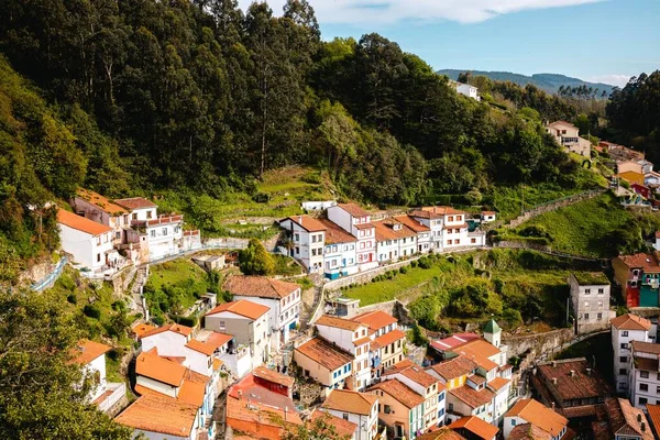 Krásný Výhled Město Malými Domky Při Východu Slunce Cudillero Asturias — Stock fotografie