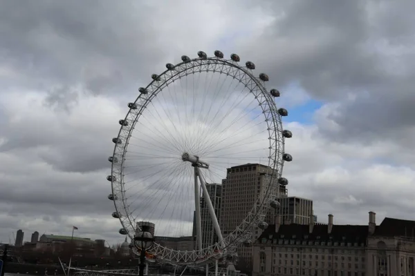 Ruota Osservazione London Eye Una Giornata Nuvolosa — Foto Stock