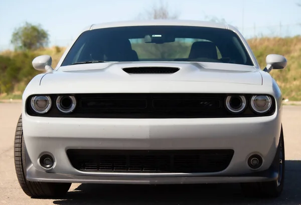 Closeup Dodge Challenger Parked Road — Stock Photo, Image