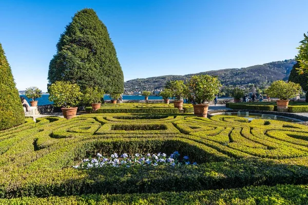 Scenic Terrace Isola Bella Italian Style Gardens Overlooking Maggiore Lake — Stock Photo, Image