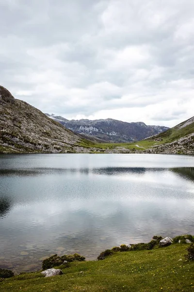 Lakes Covadonga Cloudy Sky Region Asturias Spain — Stock Photo, Image