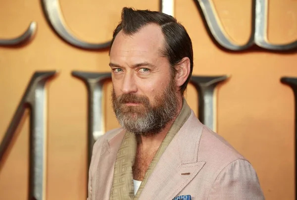 Jude Law Attends Fantastic Beasts Secrets Dumbledore World Premiere Royal — Stock Photo, Image