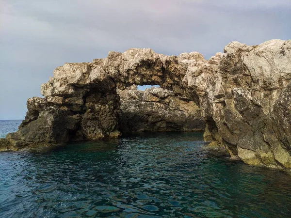 イタリア 2022年7月 プーリア州のトレミティ諸島の素晴らしい海と自然 — ストック写真