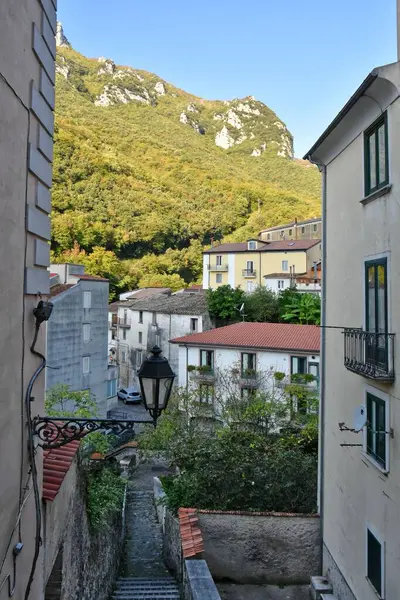 カンパーニャの狭い通り イタリアのサレルノ県の村 — ストック写真