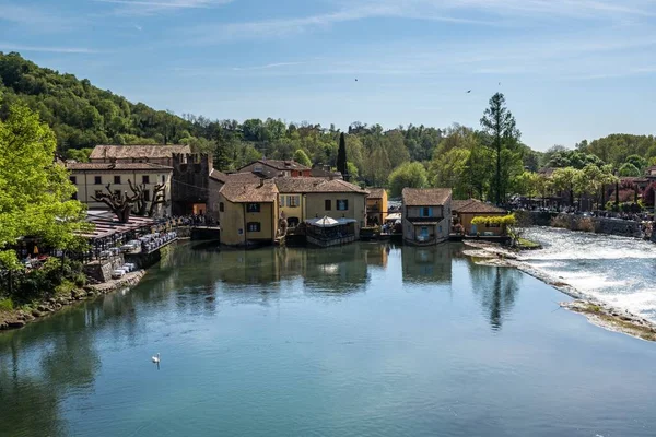 Vista Borghetto Sul Mincio Uma Vila Conto Fadas Província Verona — Fotografia de Stock