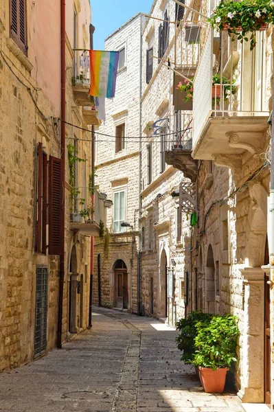 Molfetta Nın Tarihi Merkezinde Dar Bir Sokak Puglia Bölgesinde Bir — Stok fotoğraf