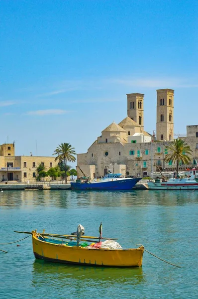 Molfetta Nın Küçük Limanındaki Tekneler Talya Nın Puglia Bölgesinde Bir — Stok fotoğraf