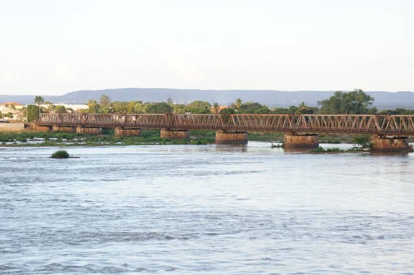 Stary Żelazny Most Nad Rzeką Sao Francisco — Zdjęcie stockowe