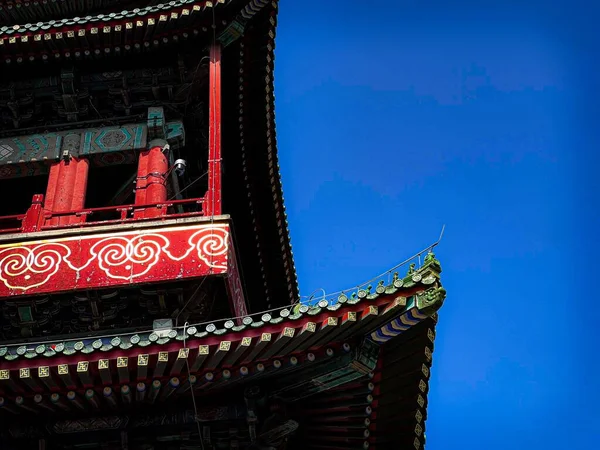 Bâtiment Chinois Traditionnel Avec Ciel Bleu — Photo