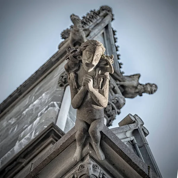 Статуя Горгульи Святого Демонами Соборе Нидарос Тронхейме Норвегия — стоковое фото
