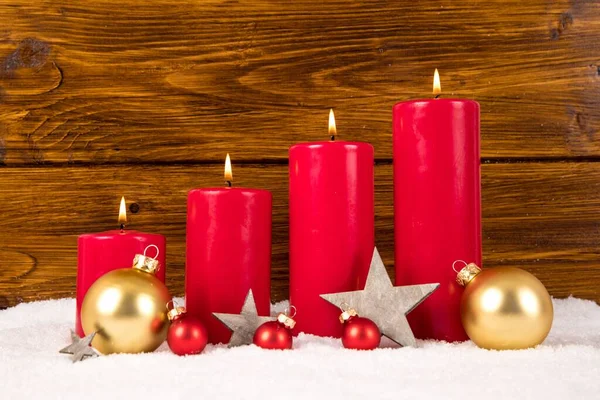 Las Cuatro Velas Adviento Con Bolas Navidad Estrellas — Foto de Stock