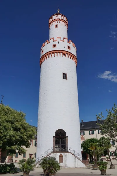 Manténgase Patio Del Palacio Bad Homburg Llamada Torre Blanca Weisser — Foto de Stock