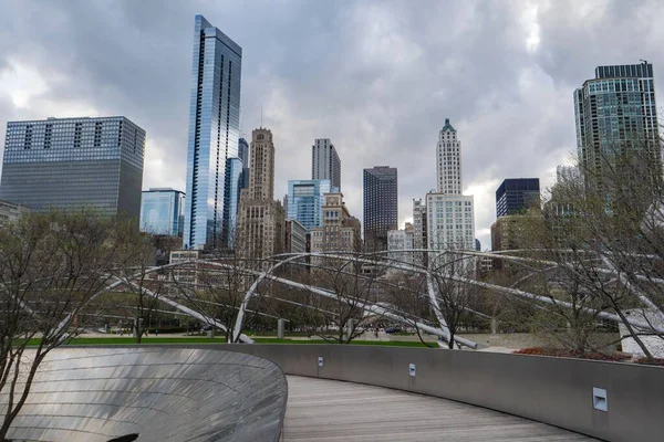 Paysage Urbain Avec Des Bâtiments Des Tours Modernes Par Une — Photo