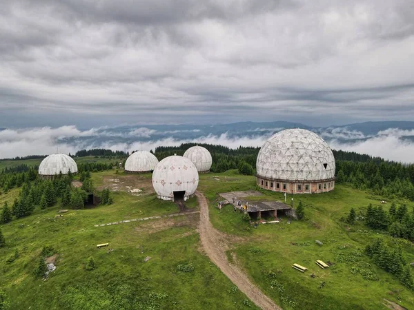 Abandoned Radio Locating Station Pamir Built Ussr Carpathian Mountains — Stock Photo, Image