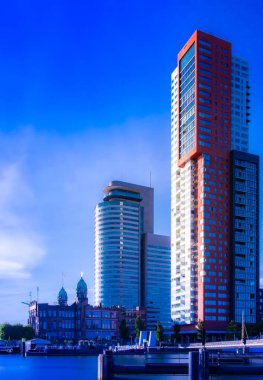 Hollanda 'da Rotterdam' ın gökdelenleri.