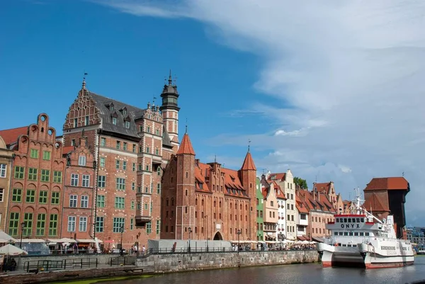 Skyline Danzica Lungomare Con Edifici Storici Lungo Fiume Motlawa Polonia — Foto Stock