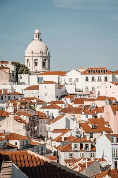 Όμορφοι Δρόμοι Της Λισαβόνας Μια Ηλιόλουστη Μέρα Κατά Διάρκεια Του — Φωτογραφία Αρχείου