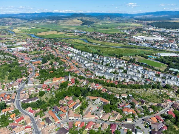 Reghin Şehrinin Hava Manzarası Romanya Yukarıdan Görülüyor Mures Yaz Insansız — Stok fotoğraf