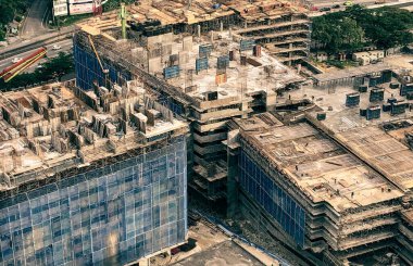 İnşaat alanının insansız hava aracı görüntüsü.