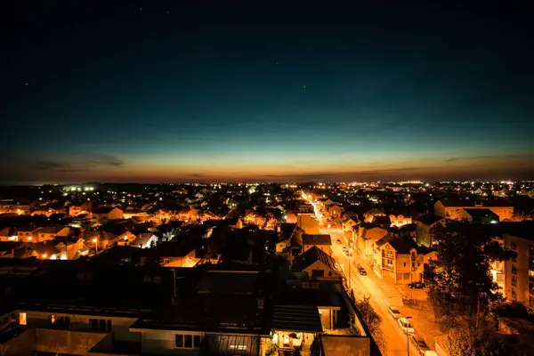 Een Charmant Zonsondergang Uitzicht Het Verlichte Platteland — Stockfoto