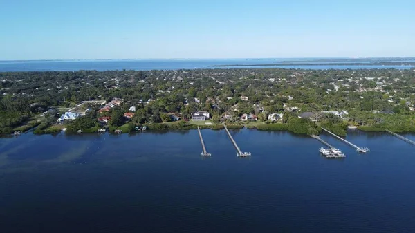 Aerial View Calm Coast Village Vast Landscape Clear Sky — Stock Photo, Image