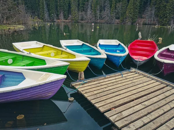 Closeup Colorful Fishing Boats Lake Pier — Stock Photo, Image