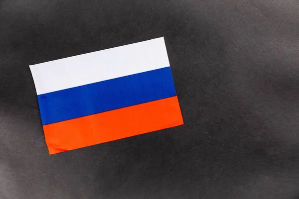 Primer Plano Bandera Rusia Sobre Fondo Oscuro Con Espacio Para — Foto de Stock