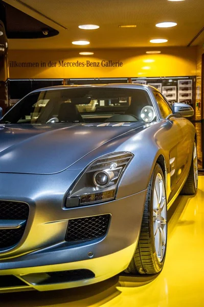 Klasyczny Samochód Mercedes Benz Muzeum Paryżu Francja — Zdjęcie stockowe