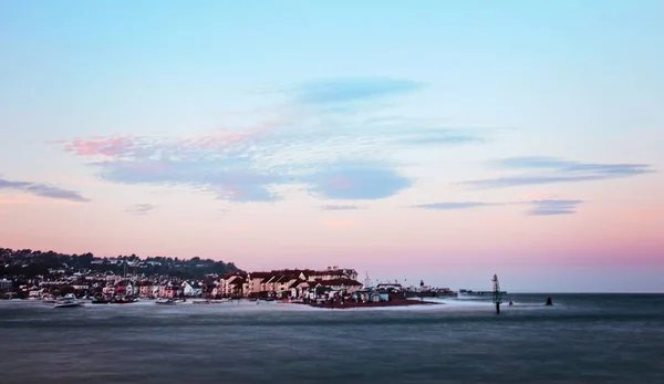 Een Prachtig Uitzicht Zonsondergang Aan Het Strand Van Teignmouth Vanaf — Stockfoto