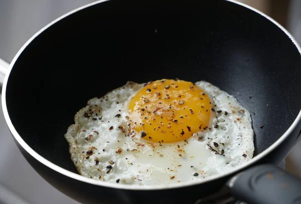 Closeup Egg Prepared Pan — Stock Photo, Image