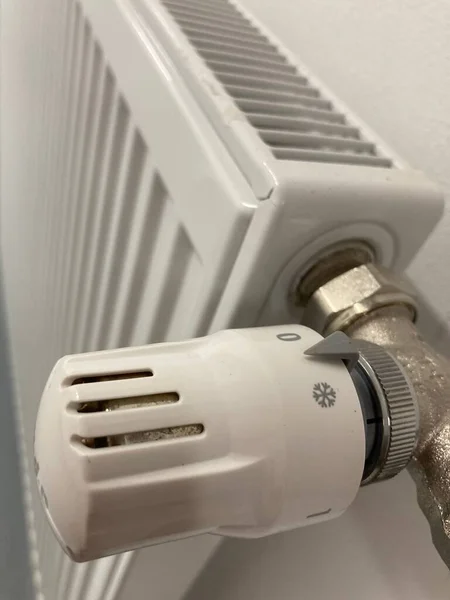 Een Close Shot Van Een Thermostatische Klep Voor Een Verwarming — Stockfoto