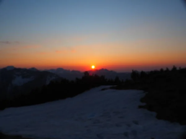 夏の山のノートカルスピッツの美しい夕日 — ストック写真