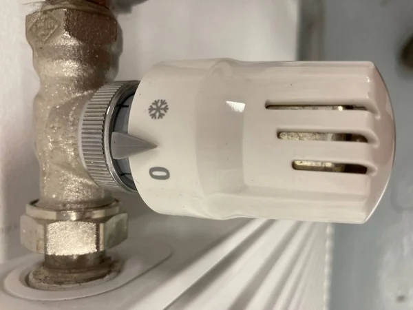 Een Close Shot Van Een Thermostatische Klep Voor Een Verwarming — Stockfoto