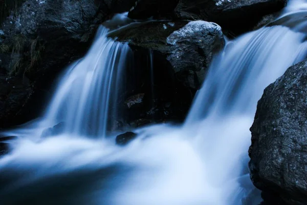 Beautiful Waterfall Rocks Forest — Stock Photo, Image