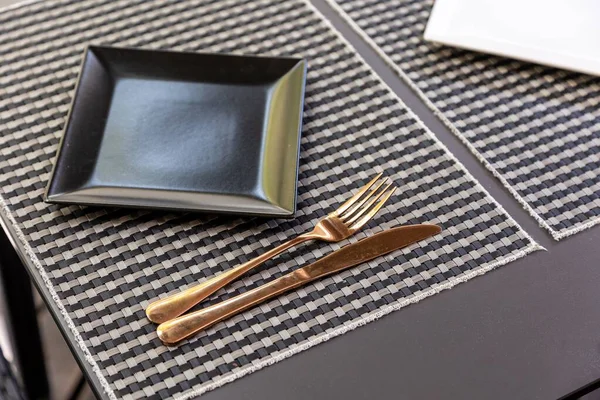 Shot Black Plate Rose Gold Knife Fork — Stock Photo, Image