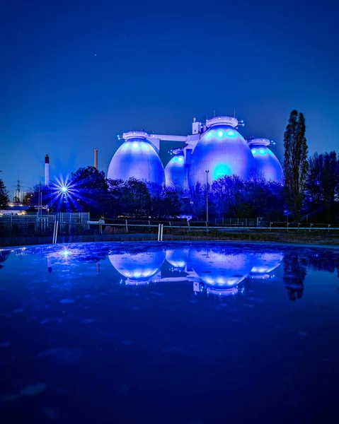 Blue Illuminated Sloths Emschergenossenschaft Bottrop Sewage Treatment Plant — Stock Photo, Image