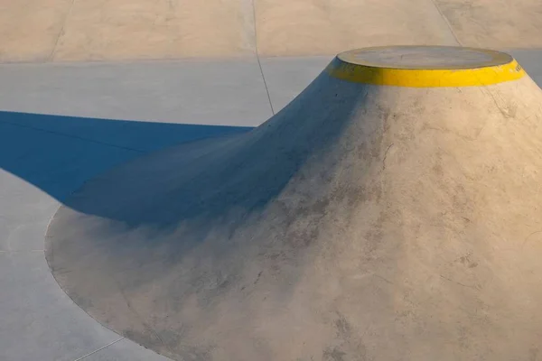 Volcan Faisant Partie Skatepark Plein Air Concept Skateboard — Photo