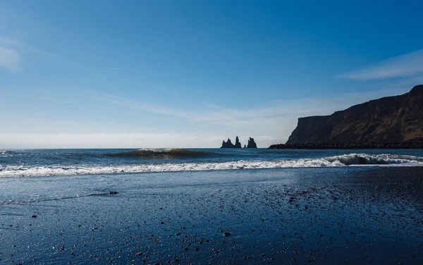 Uma Bela Vista Mar Com Fundo Azul Céu Aldeia Vik — Fotografia de Stock