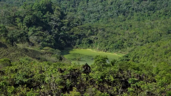 Lago Formado Por Una Enorme Roca Lanzada Por Volcán Arenal —  Fotos de Stock