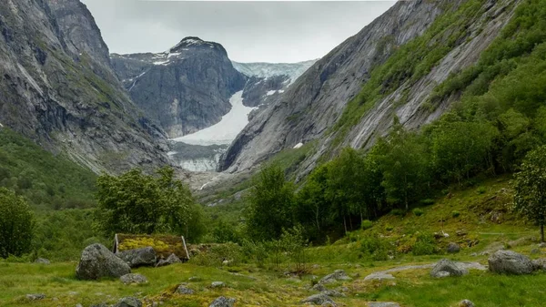 노르웨이의 계곡에 빙하의 — 스톡 사진