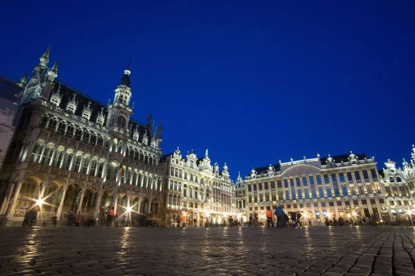Affascinante Vista Sul Palazzo Reale Bruxelles Sulla Piazza Illuminata Notte — Foto Stock